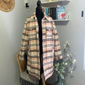 NWOT! Universal thread plaid coat!
